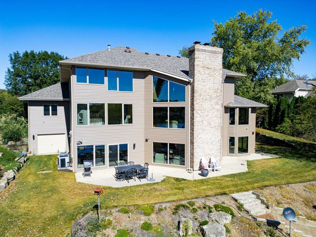 9802 RIVER BEND Drive, Roscoe, IL 61073