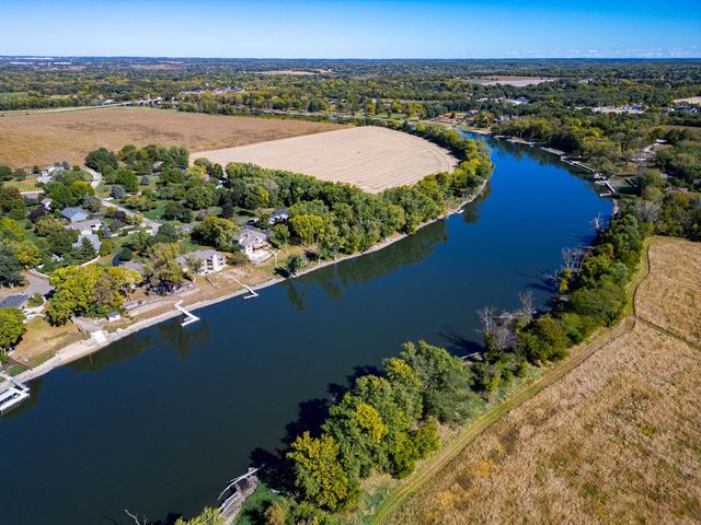 9802 RIVER BEND Drive, Roscoe, IL 61073