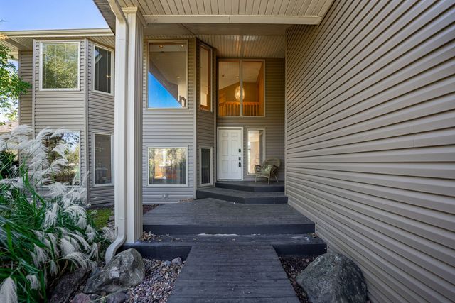 9802 RIVER BEND Drive, Roscoe, IL 61073