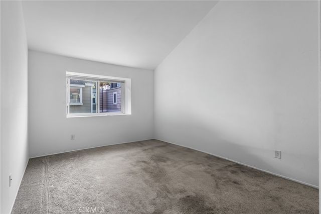 31315 The Old Road D, Castaic, CA 91384