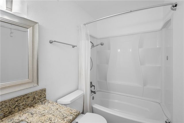 31315 The Old Road D, Castaic, CA 91384