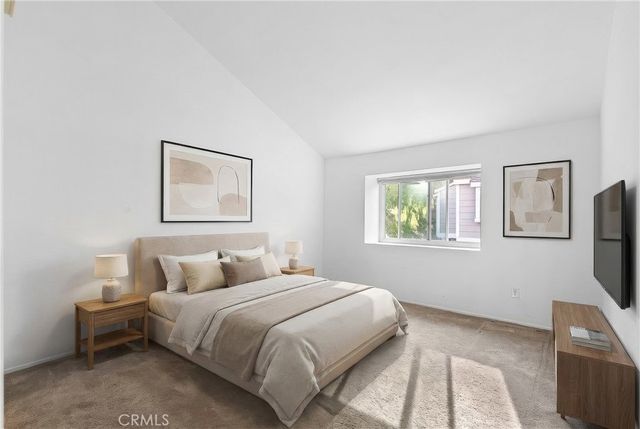 31315 The Old Road D, Castaic, CA 91384