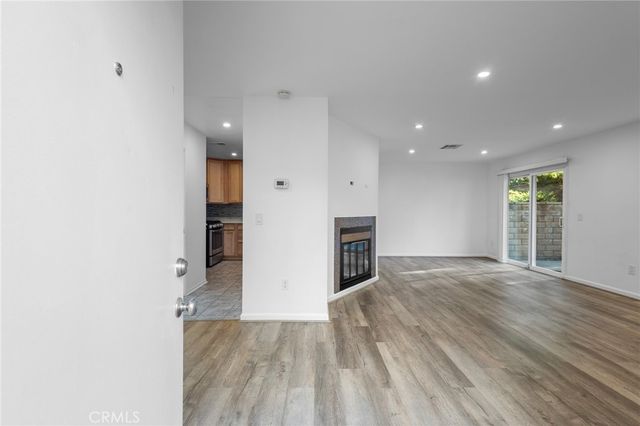 31315 The Old Road D, Castaic, CA 91384