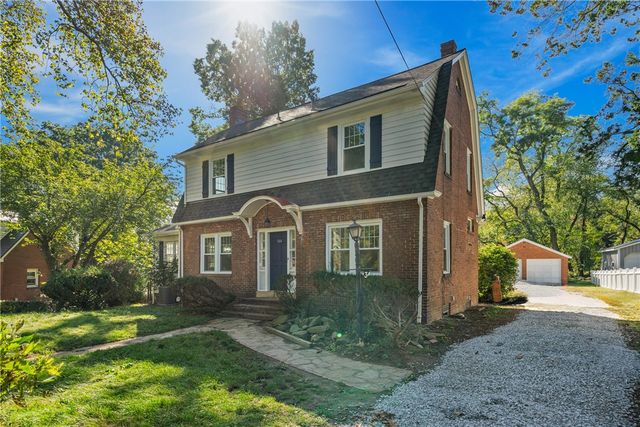 344 Woodside Rd, Forest Hills Boro, PA 15221