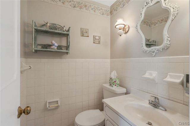 4868 Juneway Drive South, Salina, NY 13088
