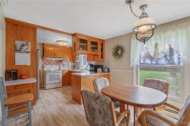 4868 Juneway Drive South, Salina, NY 13088