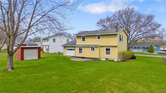 4868 Juneway Drive South, Salina, NY 13088