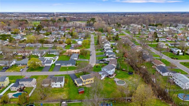 4868 Juneway Drive South, Salina, NY 13088