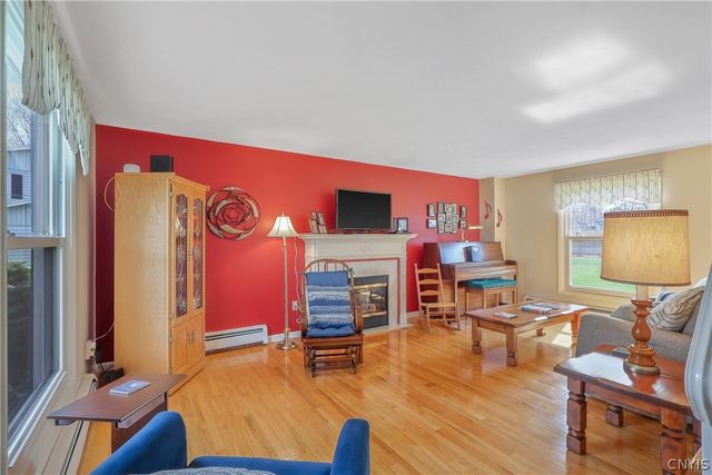 4868 Juneway Drive South, Salina, NY 13088