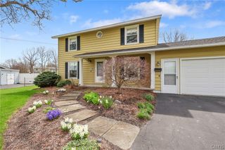 4868 Juneway Drive South, Salina, NY 13088