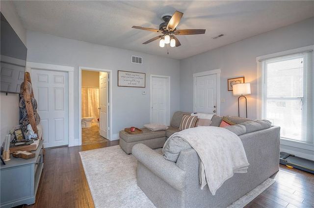 210 W Piankishaw Street, Paola, KS 66071