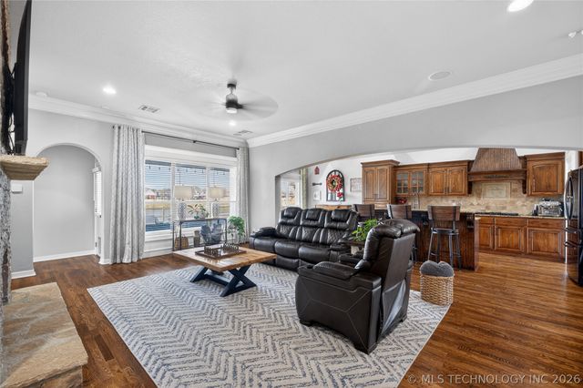 14119 E 88th Street North, Owasso, OK 74055