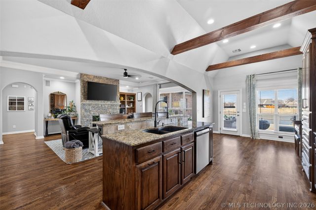 14119 E 88th Street North, Owasso, OK 74055