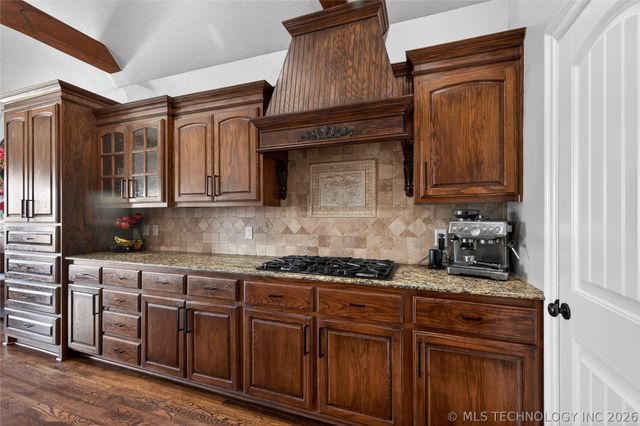 14119 E 88th Street North, Owasso, OK 74055