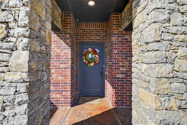 14119 E 88th Street North, Owasso, OK 74055