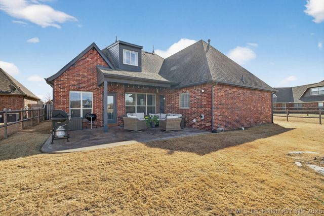 14119 E 88th Street North, Owasso, OK 74055