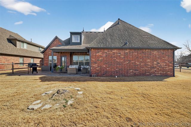 14119 E 88th Street North, Owasso, OK 74055