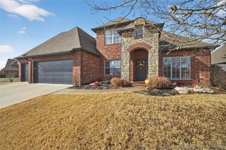 14119 E 88th Street North, Owasso, OK 74055