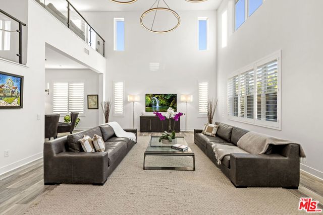 20211 W Liverpool Way, Porter Ranch, CA 91326