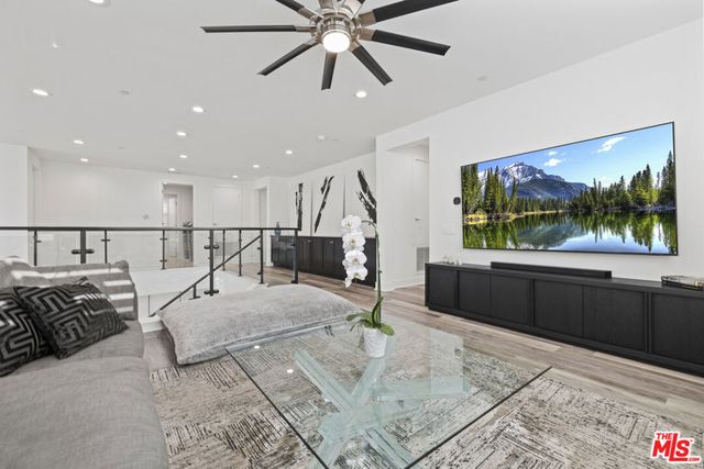 20211 W Liverpool Way, Porter Ranch, CA 91326