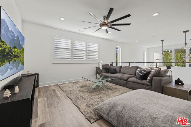 20211 W Liverpool Way, Porter Ranch, CA 91326