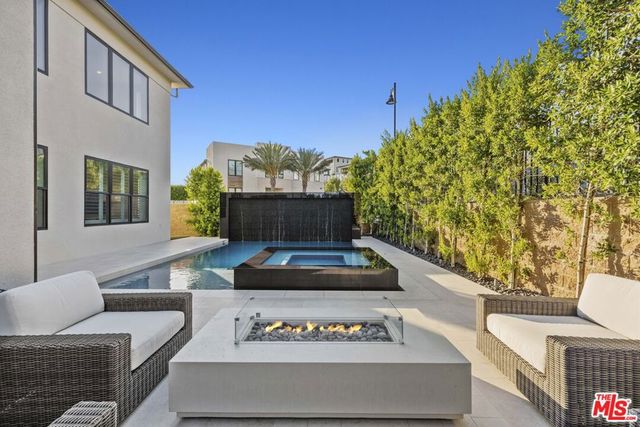 20211 W Liverpool Way, Porter Ranch, CA 91326