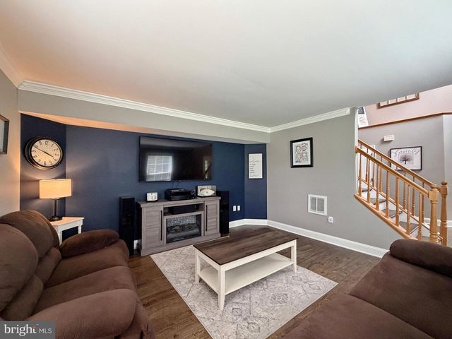 39266 PERSIMMON CREEK RD, Mechanicsville, MD 20659