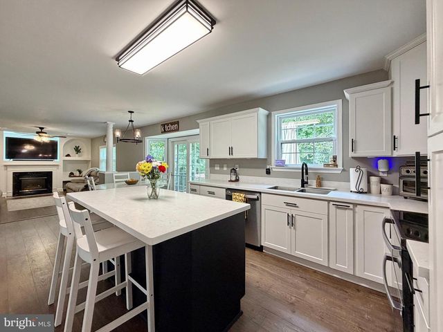 39266 PERSIMMON CREEK RD, Mechanicsville, MD 20659