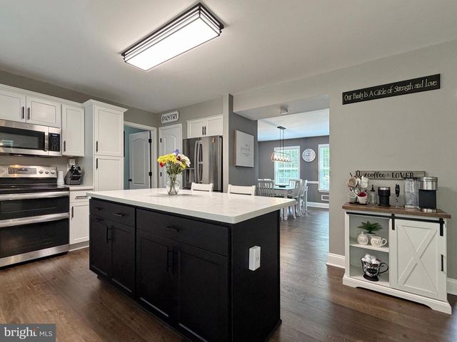 39266 PERSIMMON CREEK RD, Mechanicsville, MD 20659