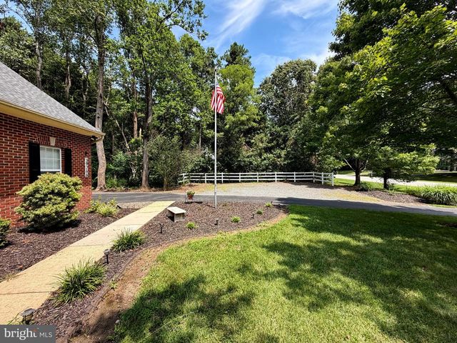 39266 PERSIMMON CREEK RD, Mechanicsville, MD 20659