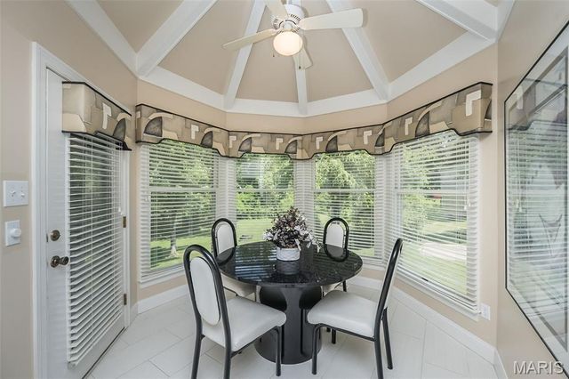 1318 Conway Oaks Drive, Chesterfield, MO 63017