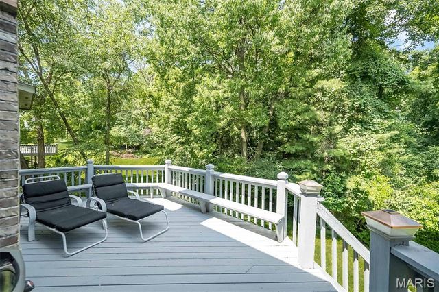 1318 Conway Oaks Drive, Chesterfield, MO 63017