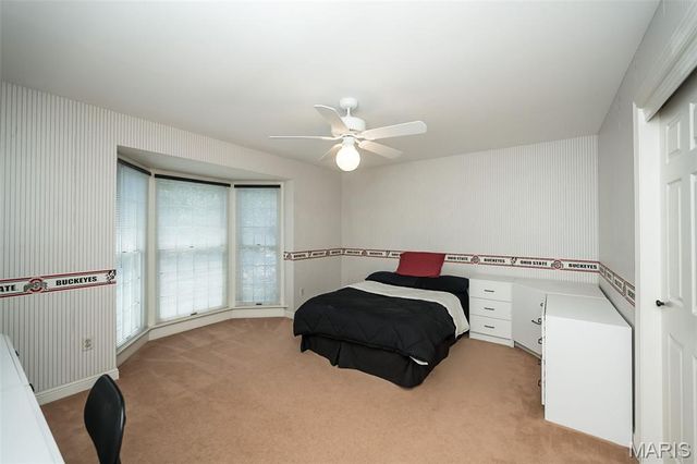 1318 Conway Oaks Drive, Chesterfield, MO 63017