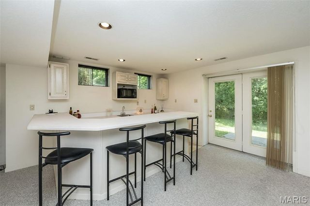 1318 Conway Oaks Drive, Chesterfield, MO 63017