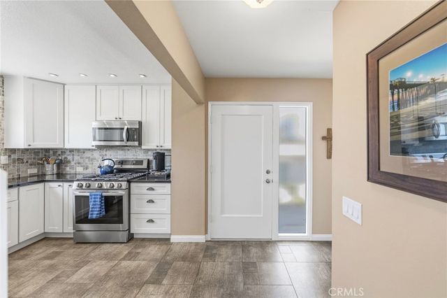 3747 Vista Campana S 3, Oceanside, CA 92057