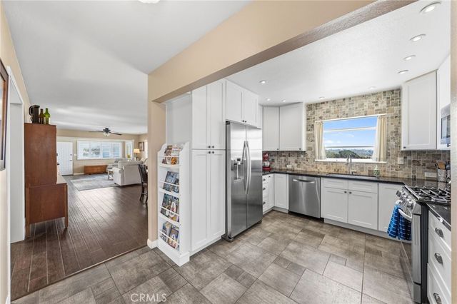 3747 Vista Campana S 3, Oceanside, CA 92057