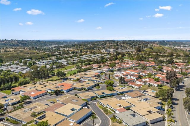 3747 Vista Campana S 3, Oceanside, CA 92057