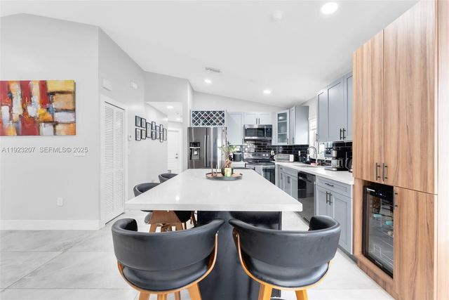 17677 SW 6th Ct, Pembroke Pines, FL 33029