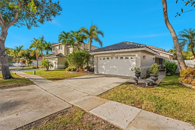 17677 SW 6th Ct, Pembroke Pines, FL 33029