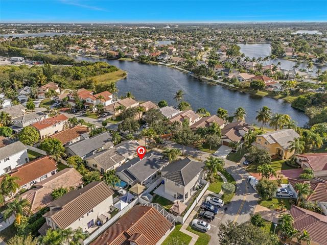 17677 SW 6th Ct, Pembroke Pines, FL 33029