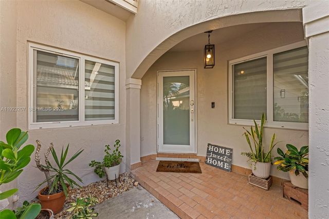 17677 SW 6th Ct, Pembroke Pines, FL 33029