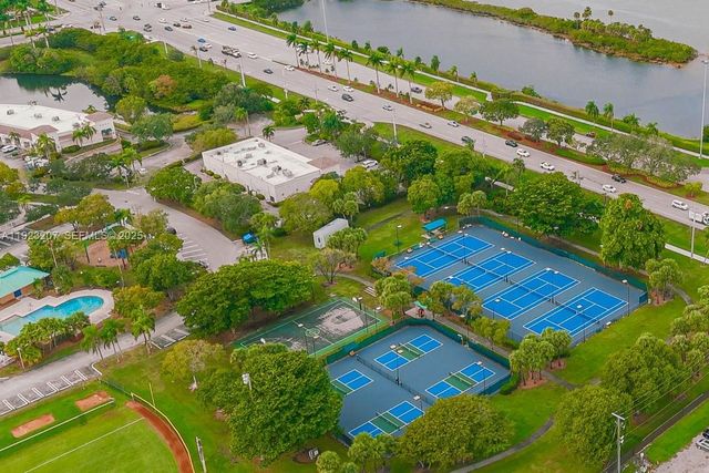 17677 SW 6th Ct, Pembroke Pines, FL 33029