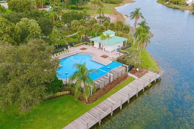 17677 SW 6th Ct, Pembroke Pines, FL 33029