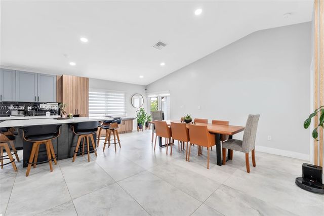 17677 SW 6th Ct, Pembroke Pines, FL 33029