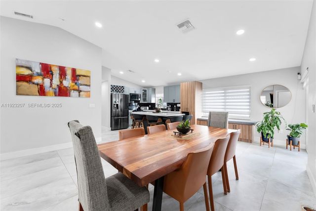 17677 SW 6th Ct, Pembroke Pines, FL 33029