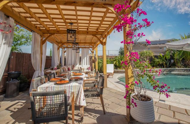 21255 Ruscello Lane, Friant, CA 93626