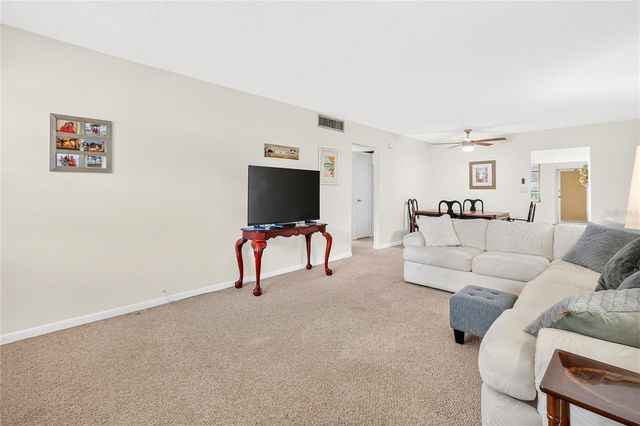 5880 38TH AVENUE N 109, St Petersburg, FL 33710