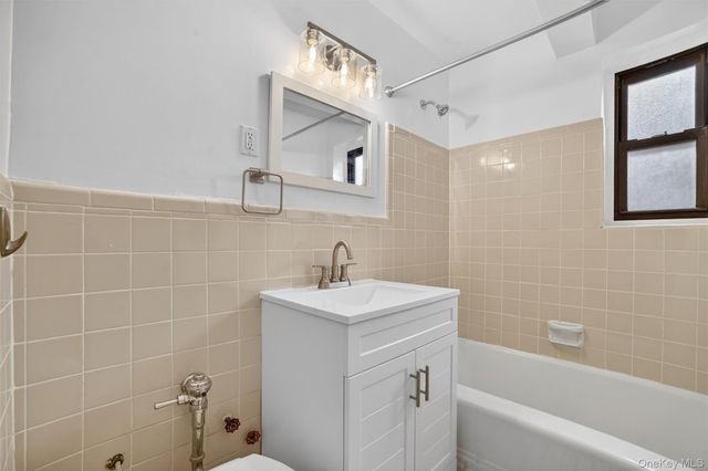 19 Old Mamaroneck Road 3A, White Plains, NY 10605