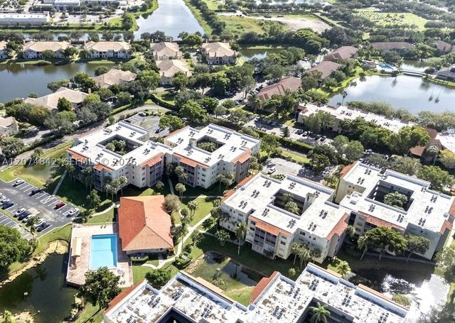 1810 SW 81st Ave 2401, North Lauderdale, FL 33068