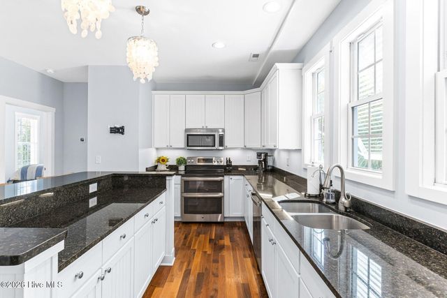 306 Coral Drive, Wrightsville Beach, NC 28480